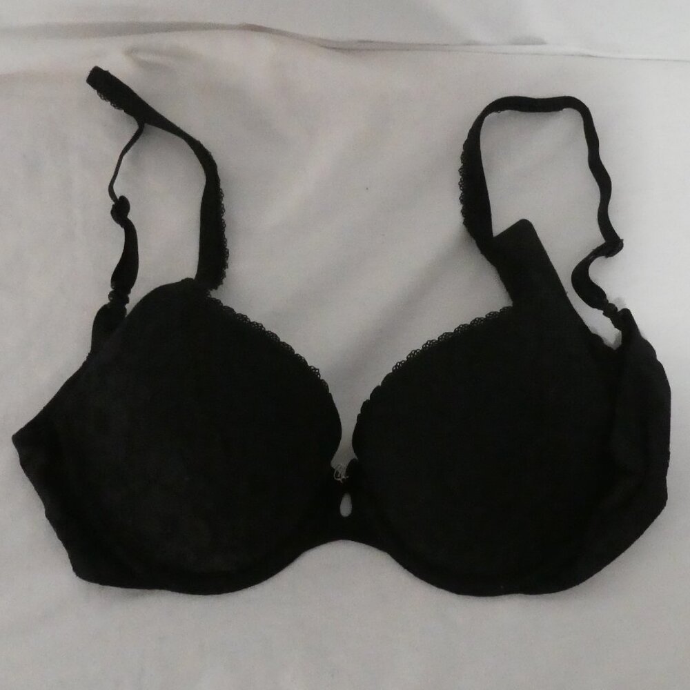 VICTORIA'S SECRET - Body By Victoria's Secret - Perfect Shape | 32C | Black Bra